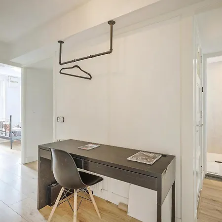Light And Modern Apartment
